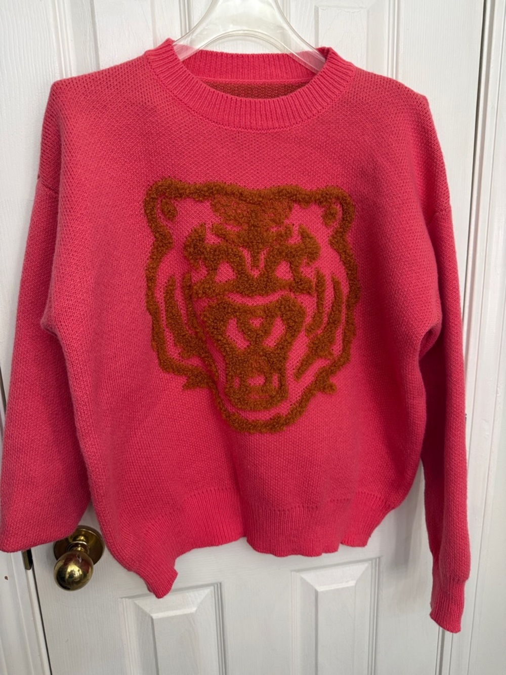 SHEIN Pink Crewneck Sweater with Brown Tiger Motif